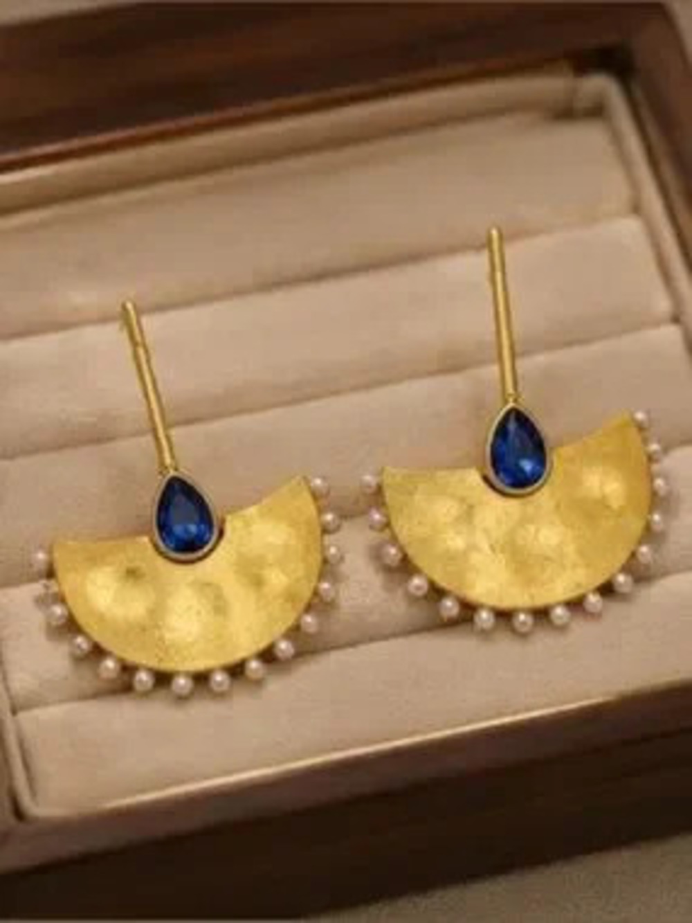 Opulent Garnet Pearl Earrings